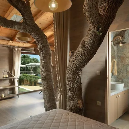 Stolidi Mou Treehouse Villa *