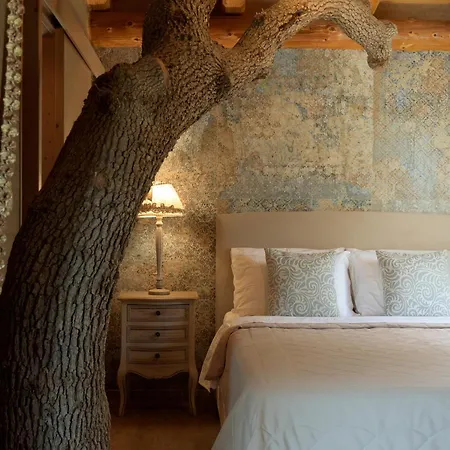 Stolidi Mou Treehouse Villa