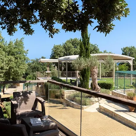 Stolidi Mou Treehouse Villa
