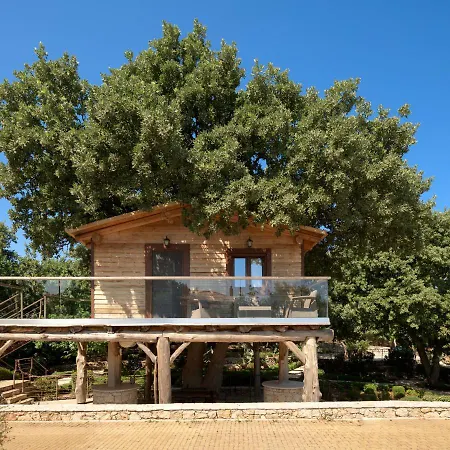 Stolidi Mou Treehouse Villa Atsipopoulo